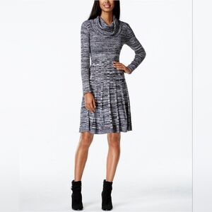 Marc New York Long Sleeve, Cowl Neck Knit Black And White Sweater Dress Sz Small